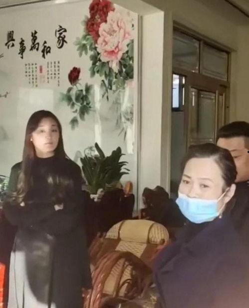 陈嫂吃瓜,揭秘瓜农生活背后的酸甜苦辣