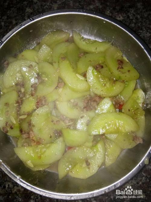 老瓜怎么炒着吃,家常美味新体验