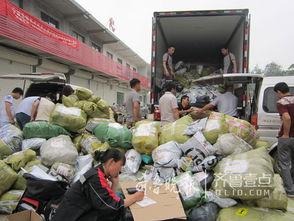 曹县后街吃瓜,吃瓜群众的欢乐盛宴